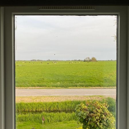 Domstate Bed and Breakfast Ee Exteriör bild
