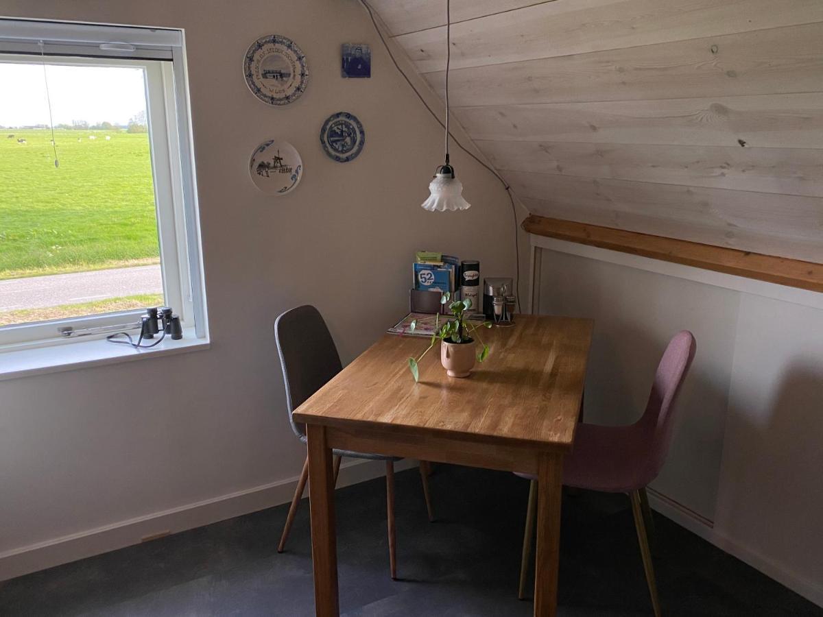 Domstate Bed and Breakfast Ee Exteriör bild