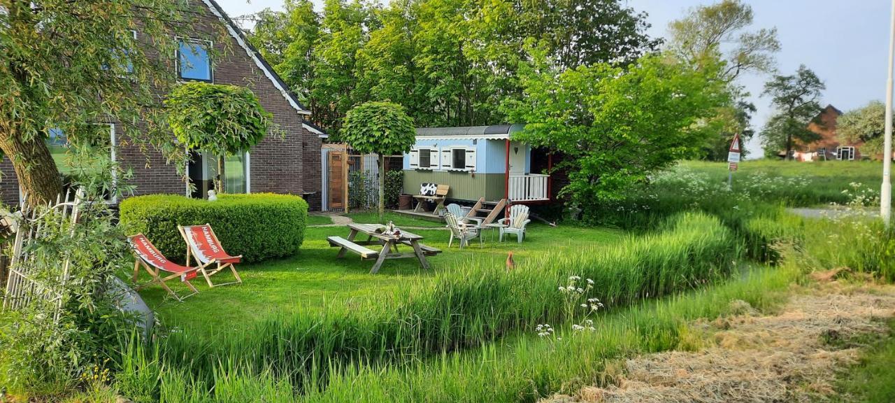 Domstate Bed and Breakfast Ee Exteriör bild