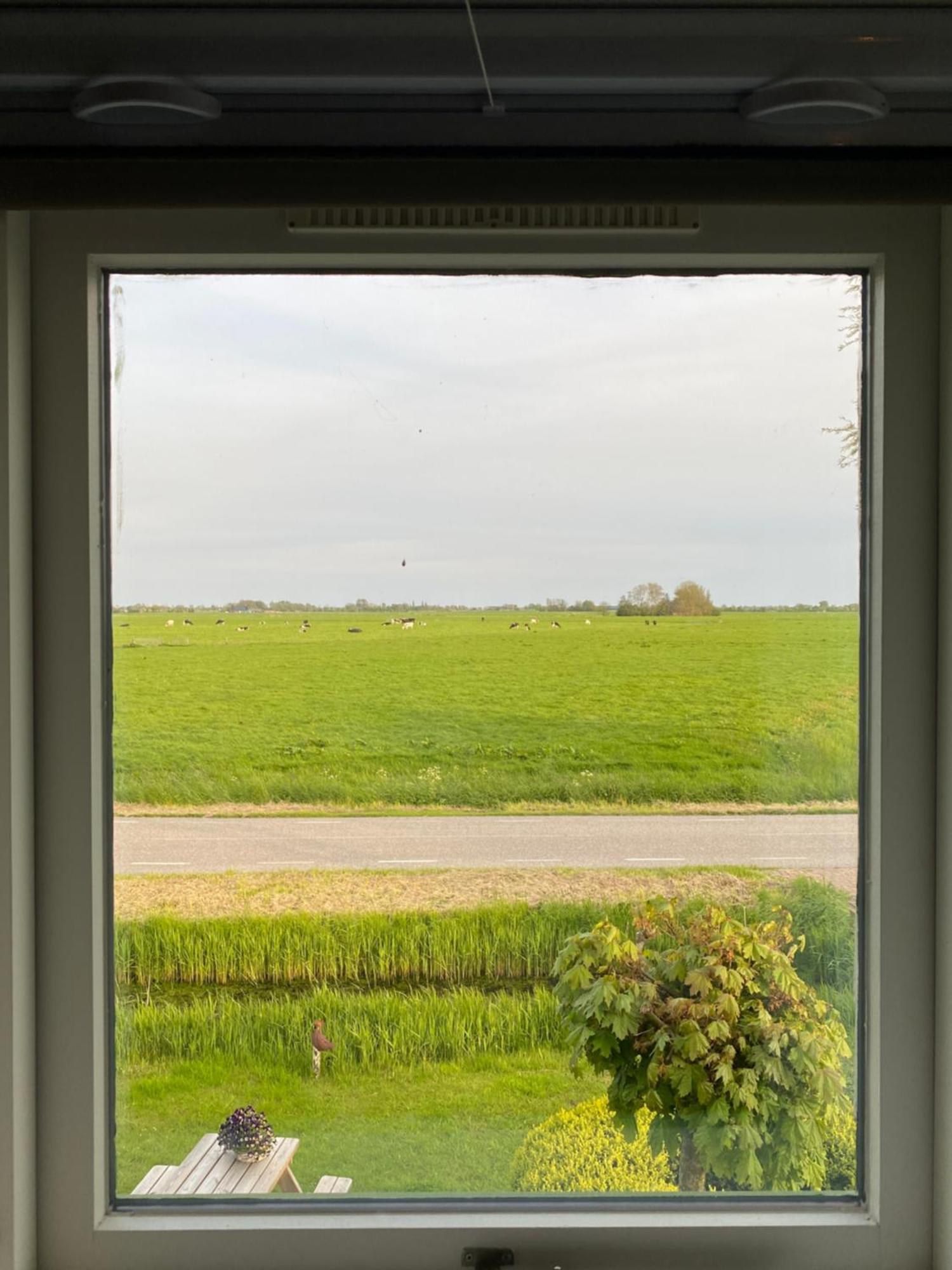 Domstate Bed and Breakfast Ee Exteriör bild